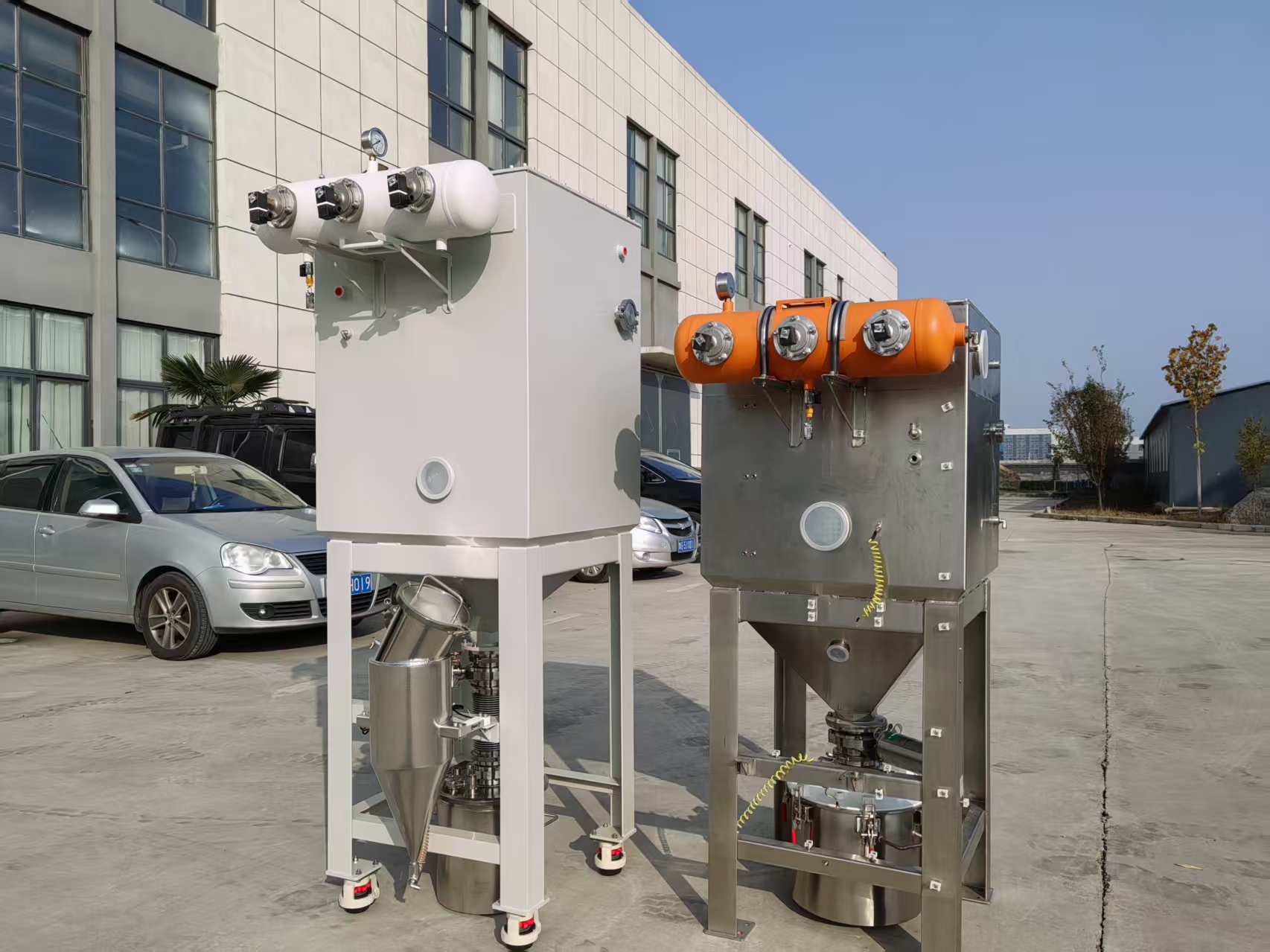 新乡市滤清器有限公司研发的《用于化工溶液的过滤器》成功取得了专利！